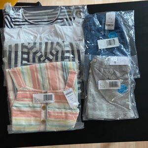 Girls Carter’s clothes bundle